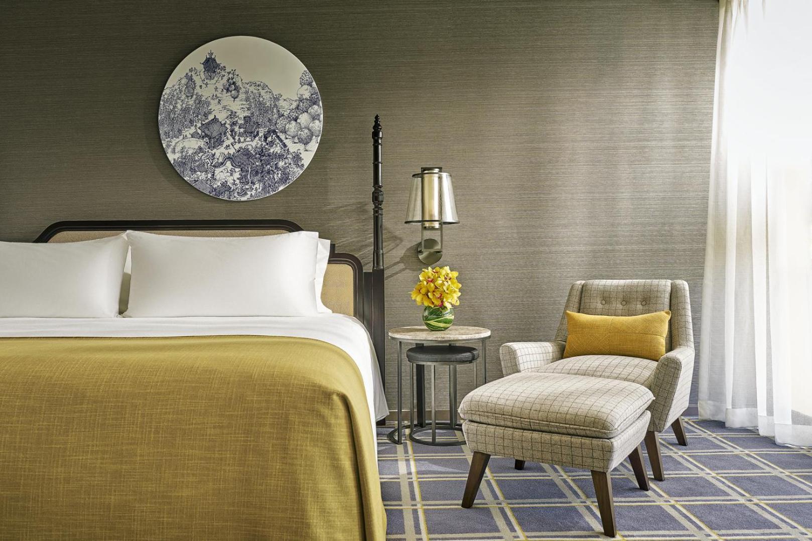 Artyzen Grand Lapa Macau Otel Dış mekan fotoğraf A guest room at The St. Regis Mumbai
